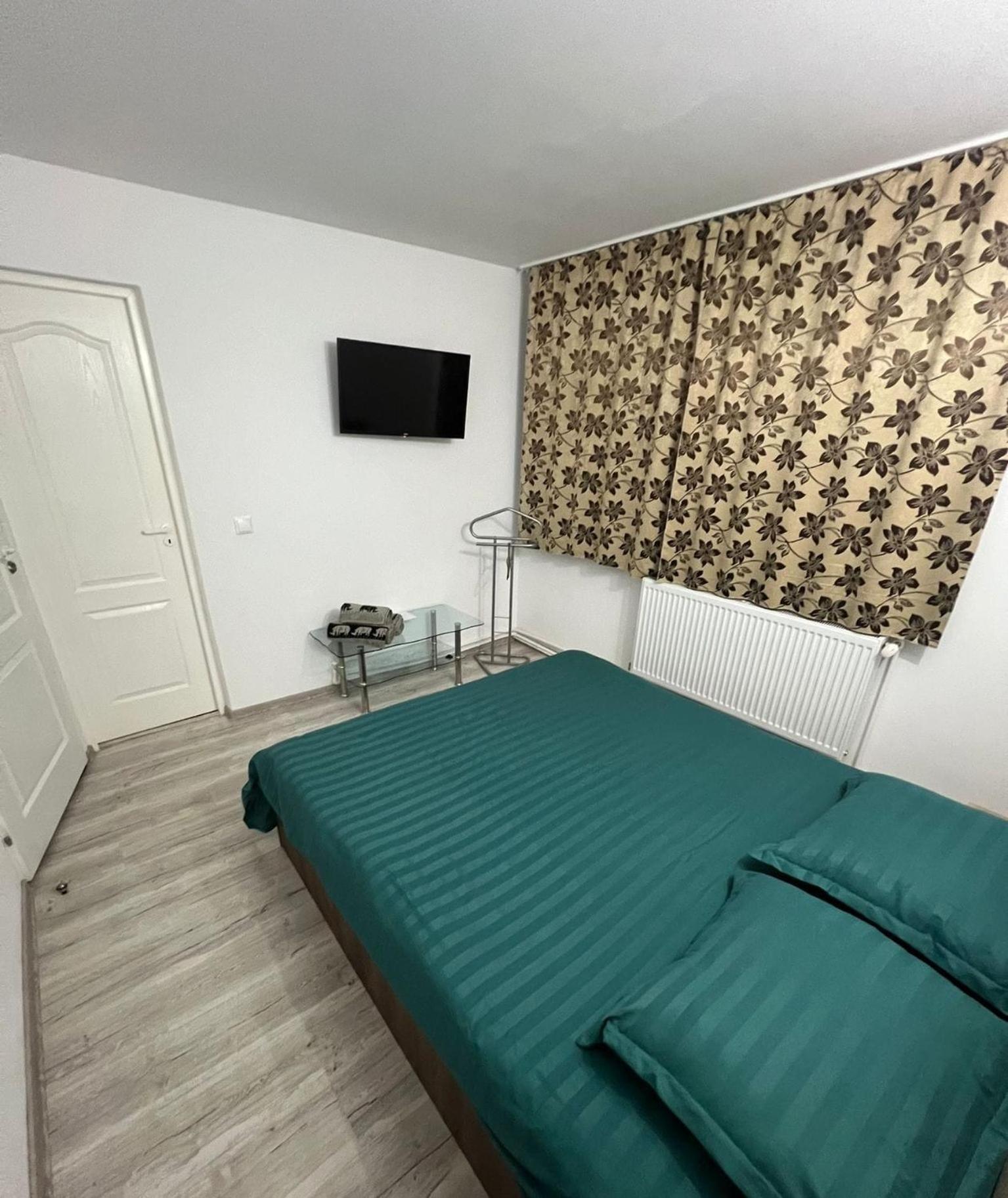 Appartement Garsoniera Casa Dragoeni, Târgu Jiu Extérieur photo